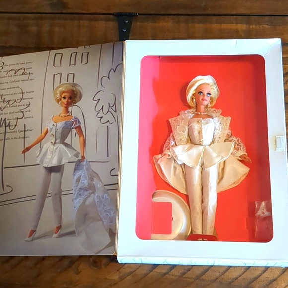 Barbie Classique Collection - 1994 "Uptown Chic" - Picture 2 of 4